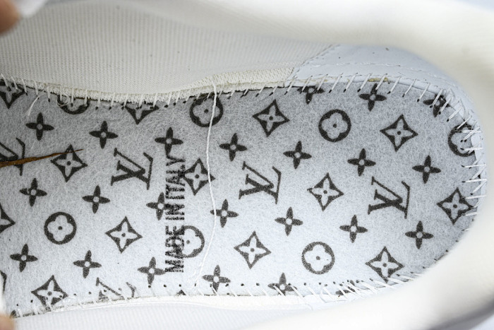 LVT SNEAKERS LVSRS-0111