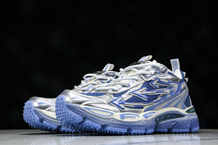 C/O​ SNEAKERS CO-025