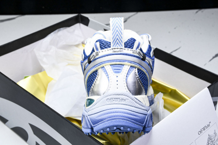 C/O​ SNEAKERS CO-025