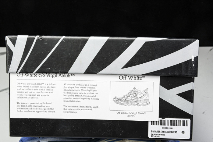 C/O​ SNEAKERS CO-025