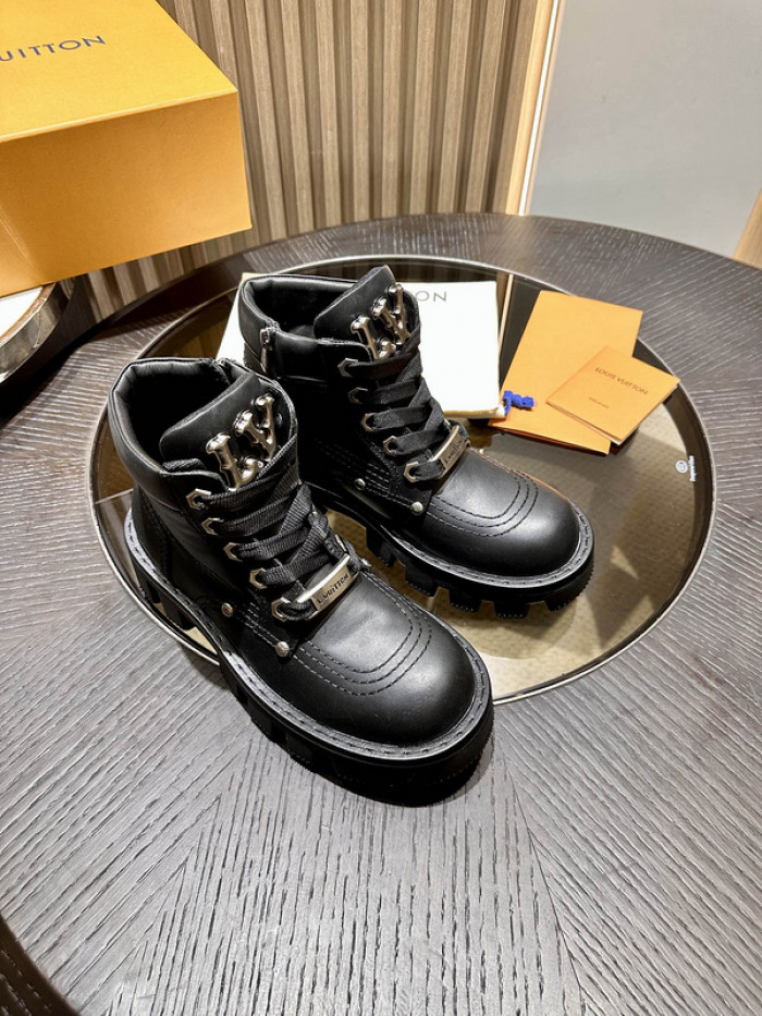 L**V**T* BOOTS LVTBS-014