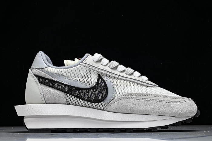 Sacai x Nike Zegamadome CN8898-002