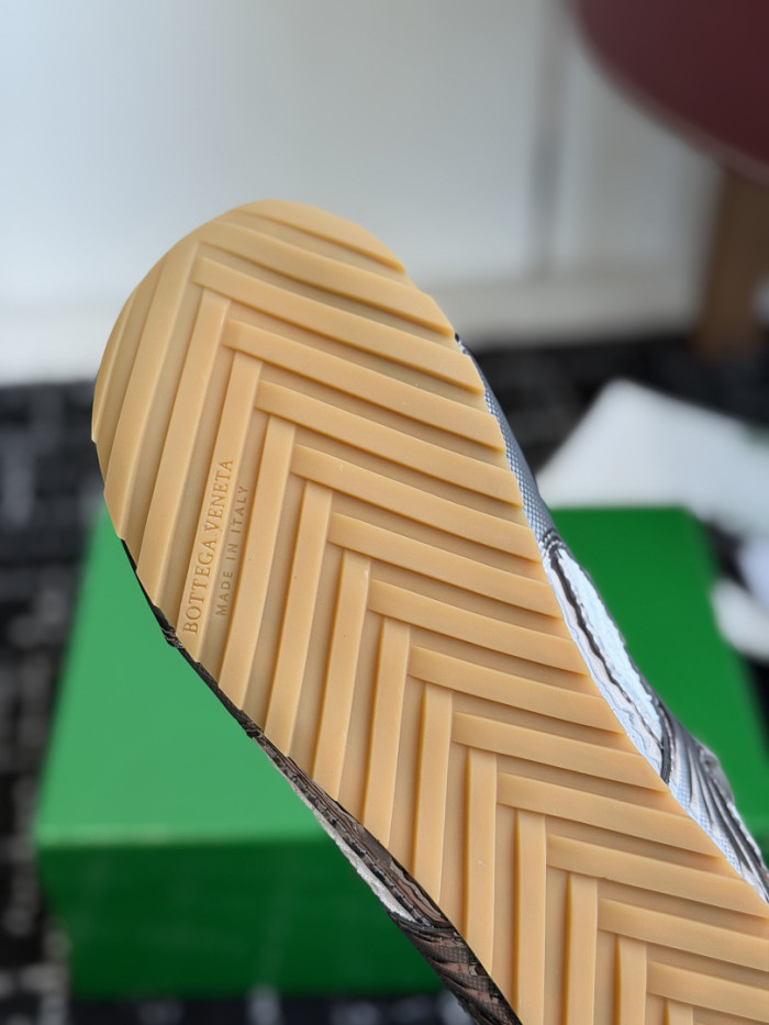 B0tt*ga Ven*ta SNEAKER BVS-059