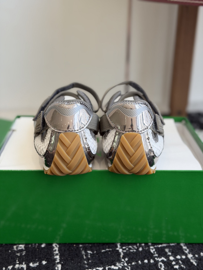 B0tt*ga Ven*ta SNEAKER BVS-059
