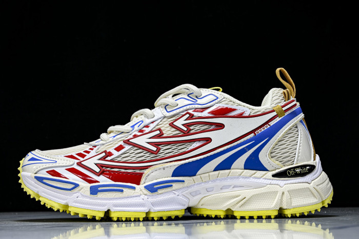 C/O​ SNEAKERS CO-055