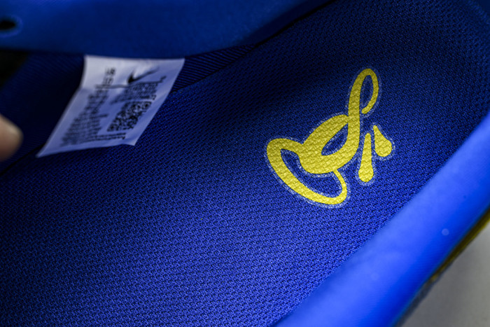 Central Cee x SYNA WORLD x Nike Air Force 1 IIQ1402-010