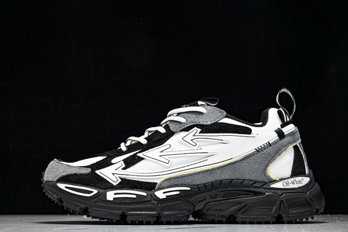 C/O​ SNEAKERS CO-062