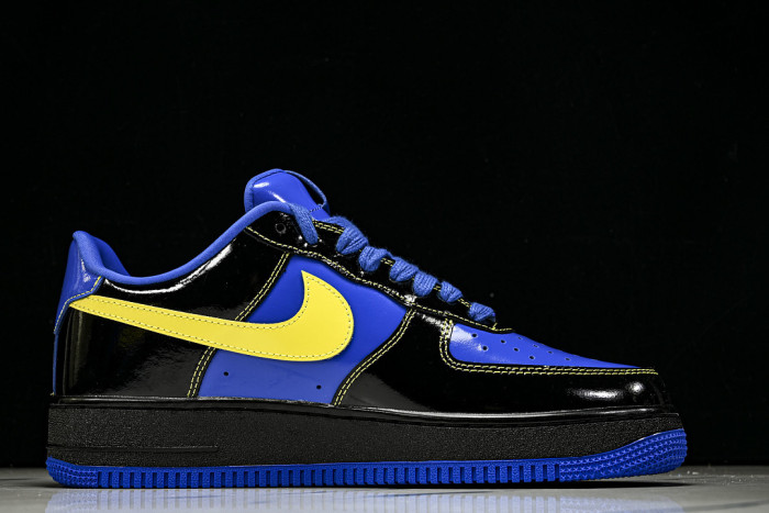 Central Cee x SYNA WORLD x Nike Air Force 1 IIQ1402-010