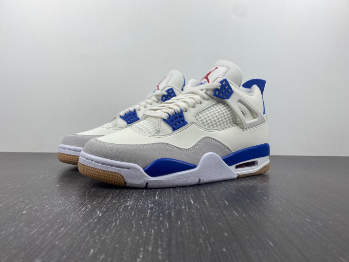 Nike SB x Air Jordan 4 “Sapphire” DR5415-104