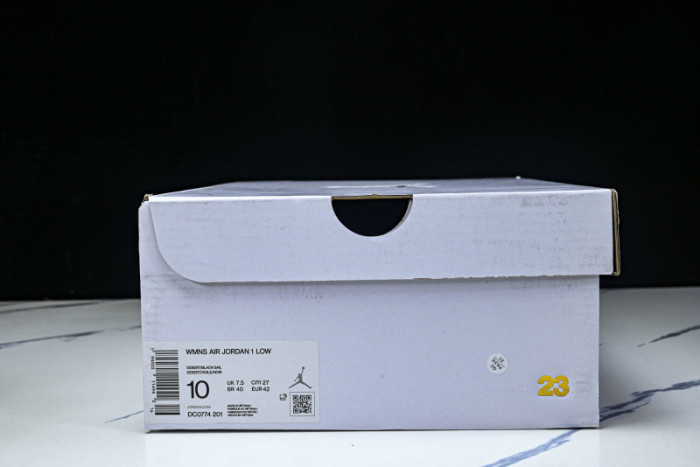 Air Jordan 1 Low DC0774-201
