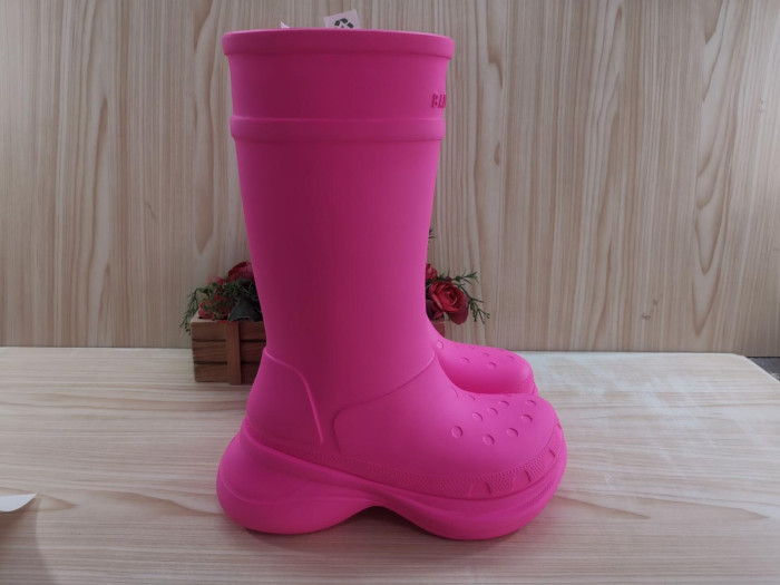 B*ALE*NGA BOOT BSB-049