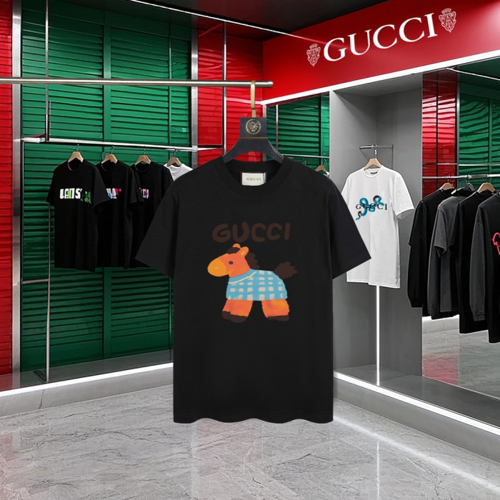 G*UCCI CLOTHES GICS-027