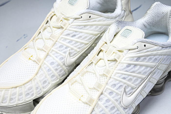 Nike Shox TL AR3566-103