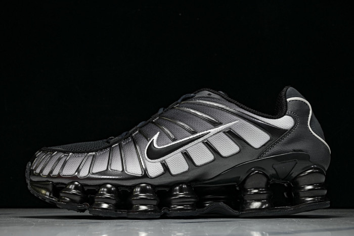 Nike Kobe 6 Protro “3D Hollywood” IQ3902-002