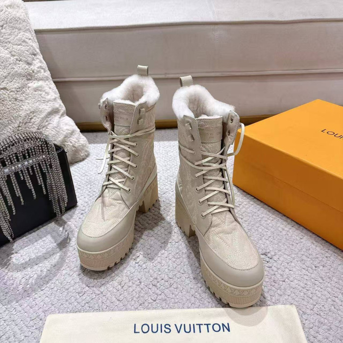 L**V**T* BOOTS LVTBS-059