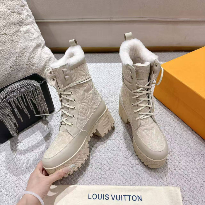 L**V**T* BOOTS LVTBS-059
