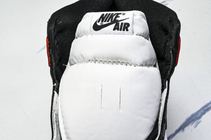 Air Jordan 1 High Retro 555088-125