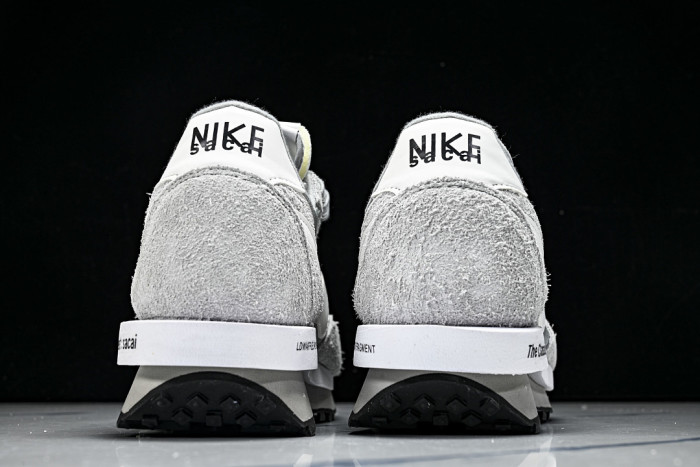 Sacai x Nike Zegamadome DH2684-001