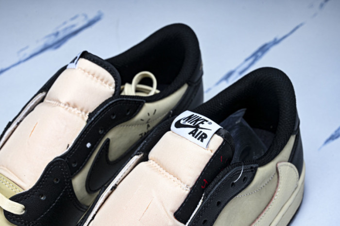 Travis Scott x Air Jordan AJ 1 Low“Canary” DZ4137--700