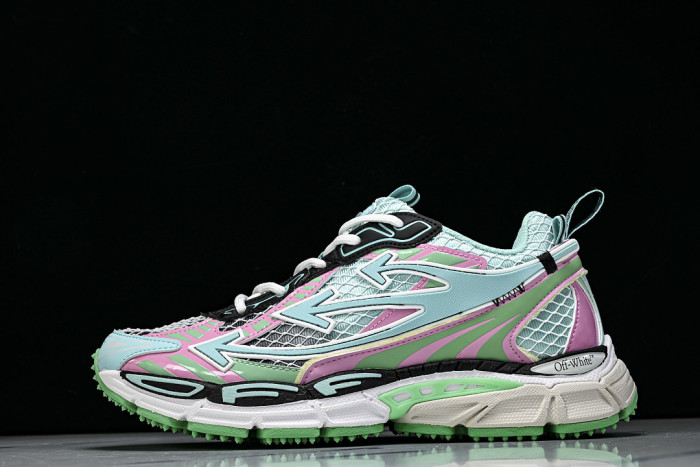 C/O​ SNEAKERS CO-070