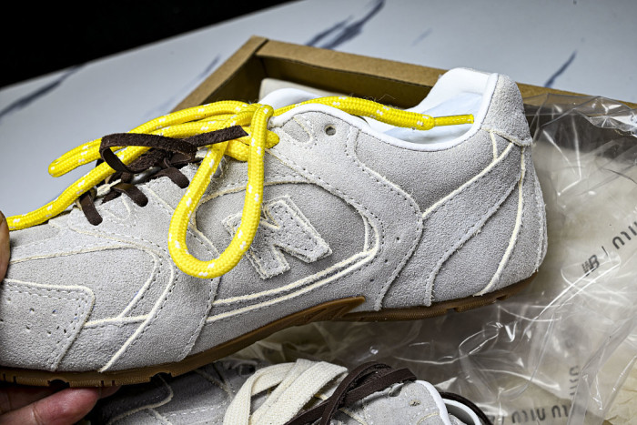New Balance x Mi­uMi­u 530 MM-007