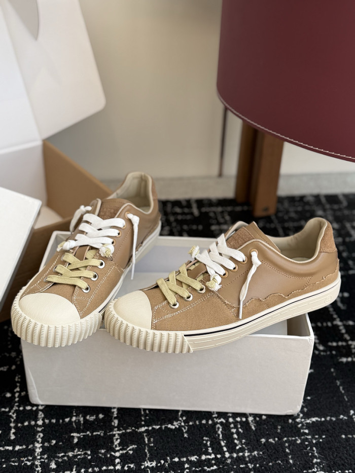 Ma*iso*n Mar*giela MNMA-0214