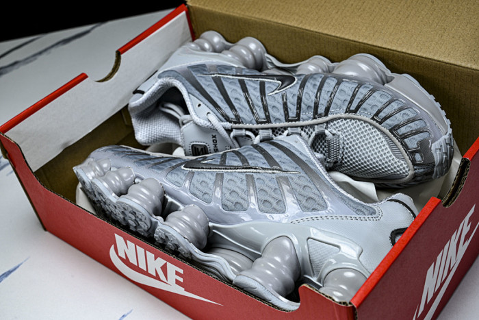 Nike Shox TL AV3595-015