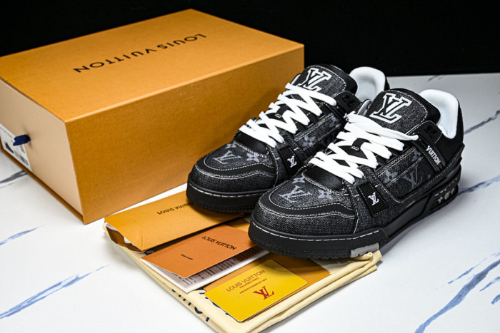 LVT SNEAKERS LVSRS-0138