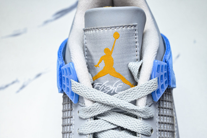 Air Jordan 4 
