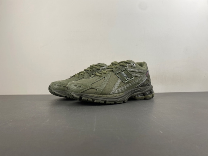 New Balance 1906ROG
