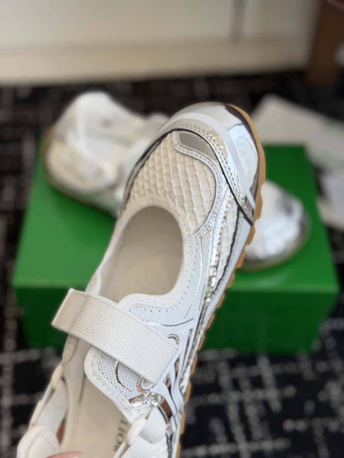 B0tt*ga Ven*ta SNEAKER BVS-060