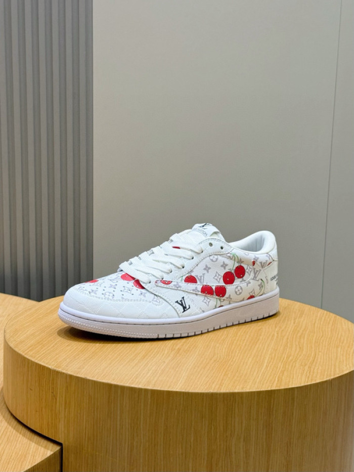 Travis Scott x Air Jordan 1 Low OG x LV DM1-101