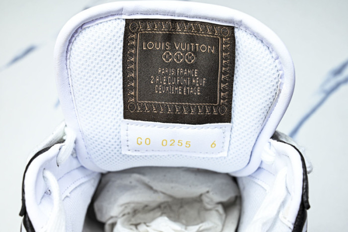 L*VT BUTTERSOFT SHOES LASS-010