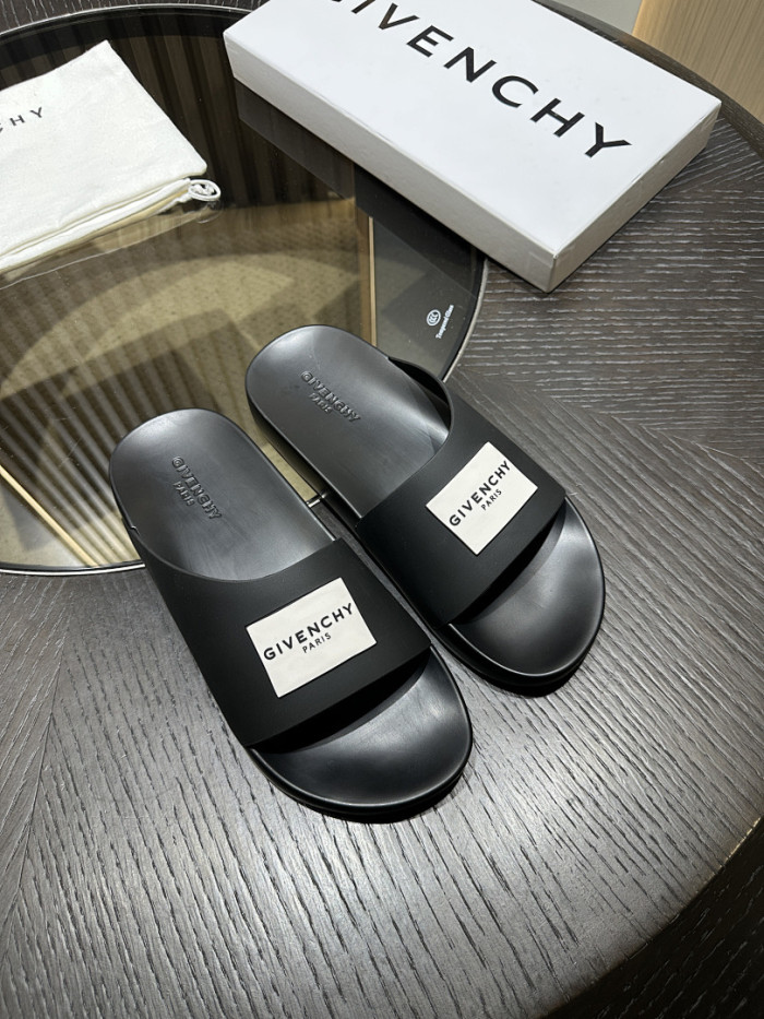 G*IVENCH*Y SLIDE GSE-001