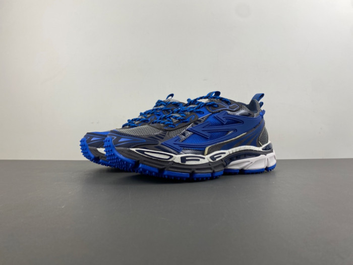 C/O​ SNEAKERS CO-046