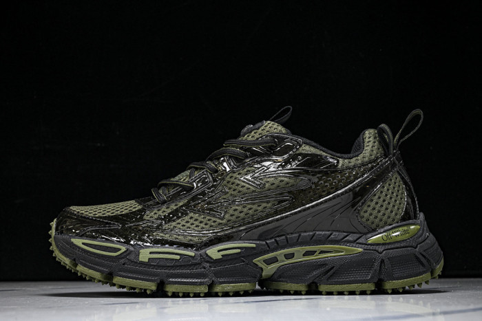 C/O​ SNEAKERS CO-048