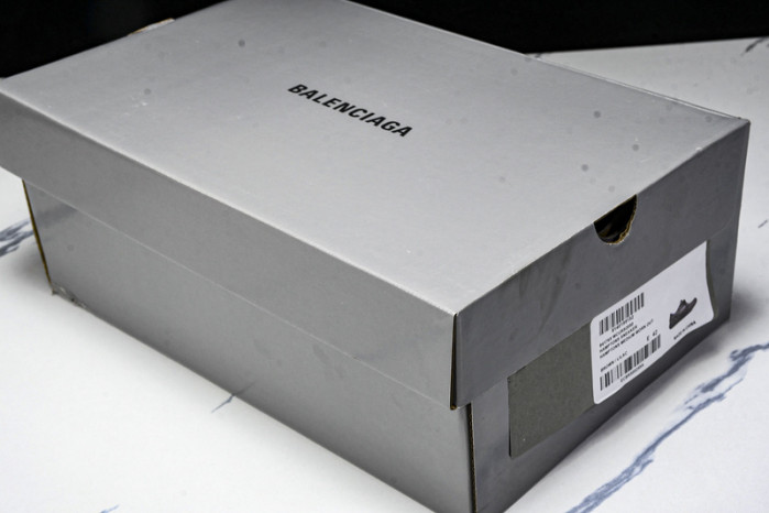 Ba1en*iaga hamptons worn-out wcurs2050