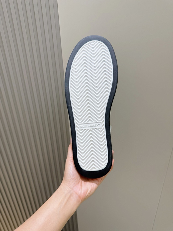 Y51​ sneakers Y51s-004