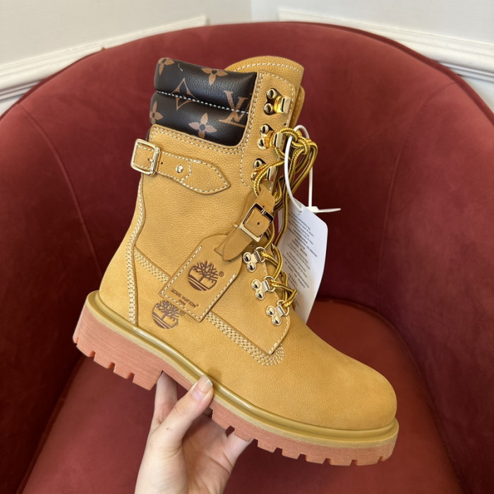 L**V**T* BOOTS LVTBS-028