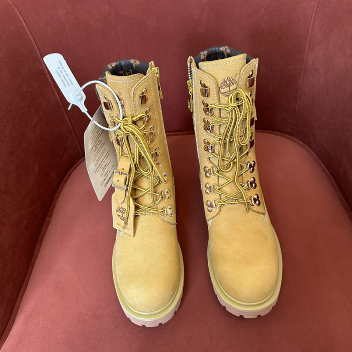 L**V**T* BOOTS LVTBS-028
