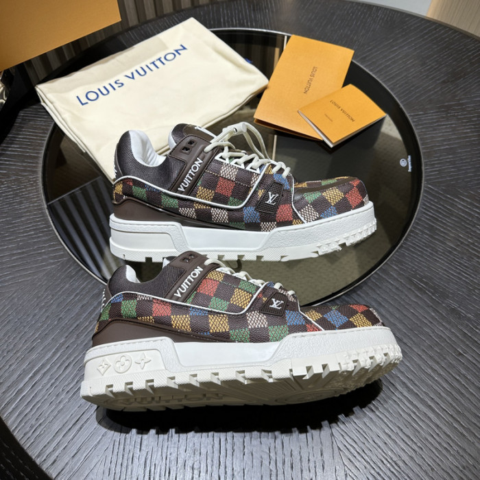 L*VT TRAINER MAXI LTMI-001