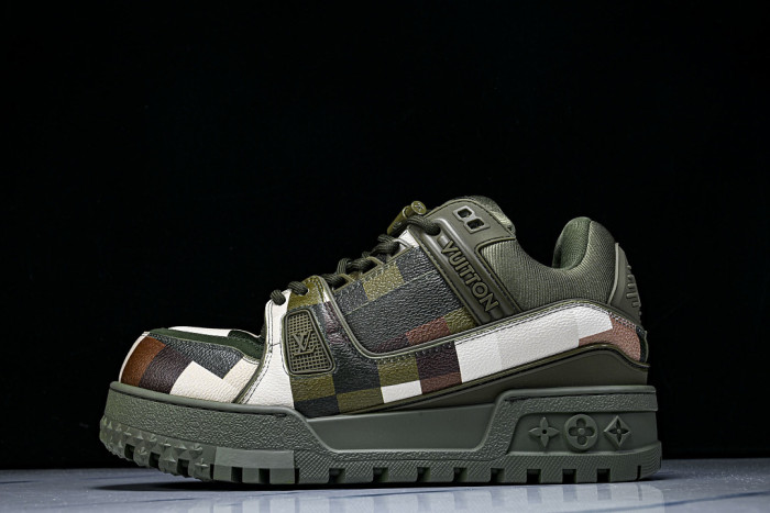 L*VT TRAINER MAXI LVSMS-008