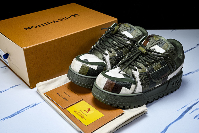 L*VT TRAINER MAXI LVSMS-008