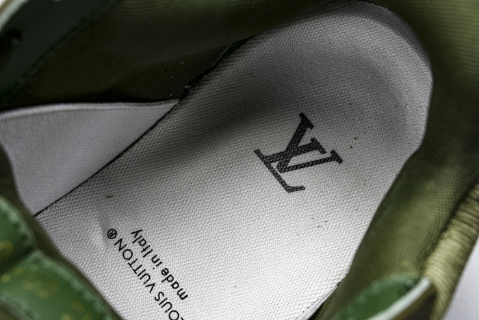L*VT TRAINER MAXI LVSMS-008