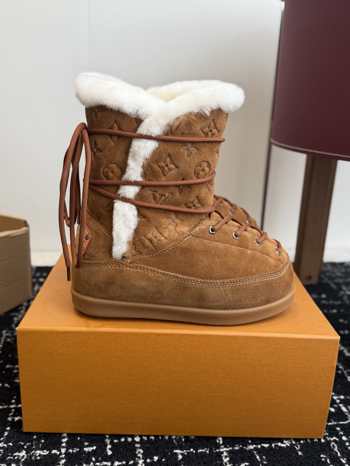 L**V**T* BOOTS LVTBS-068