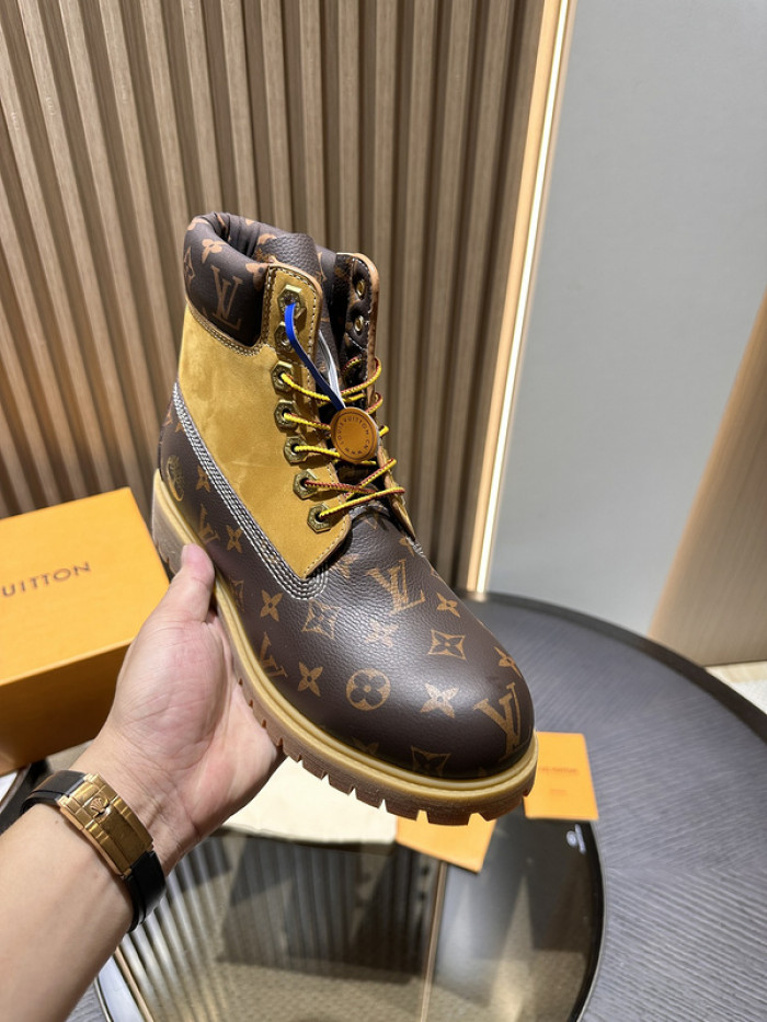 L**V**T* BOOTS LVTBS-011