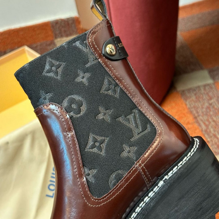 L**V**T* BOOTS LVTBS-035