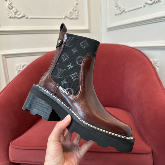 L**V**T* BOOTS LVTBS-035