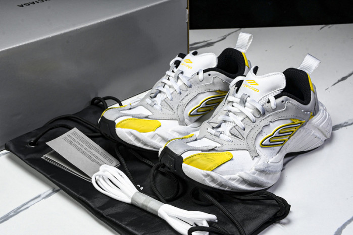 B*al*enciaga Monday Sneaker BMS-003
