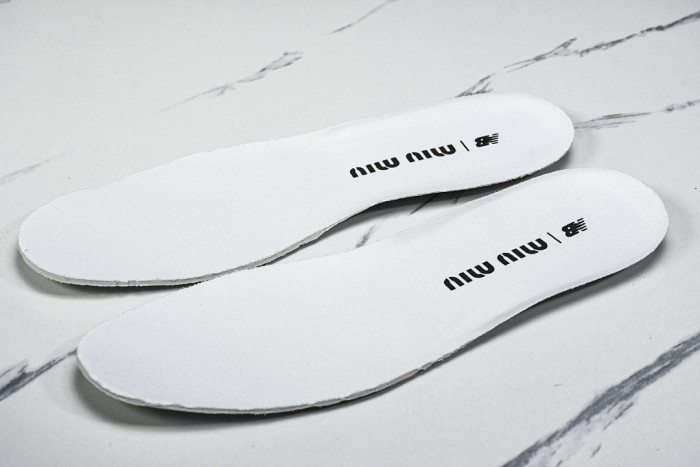 New Balance x Mi­uMi­u 530 MM-004